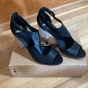 Fortress of Inca strappy heels size 41